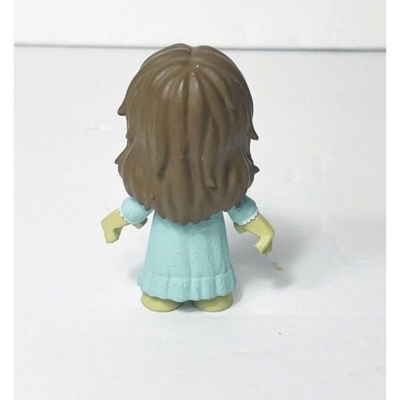 Funko Horror Classic Mystery Mini Series 3 Regan from The Exorcist - Picture 5 of 6